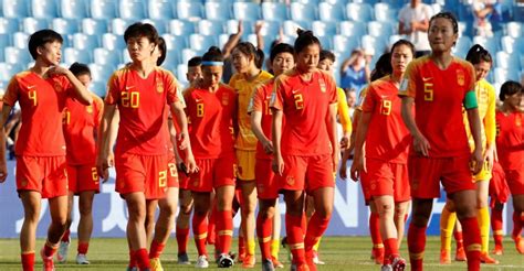 china women's national football team members are men